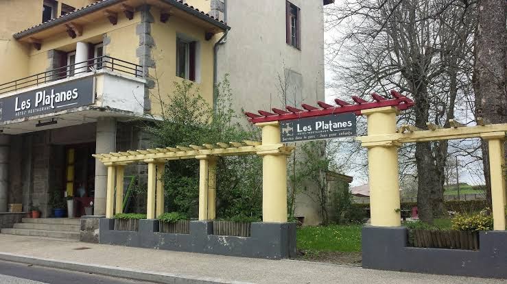 Hôtel Restaurant les Platanes